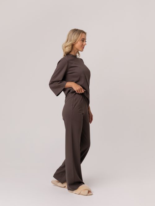 Everyday, Mocha küljevaade